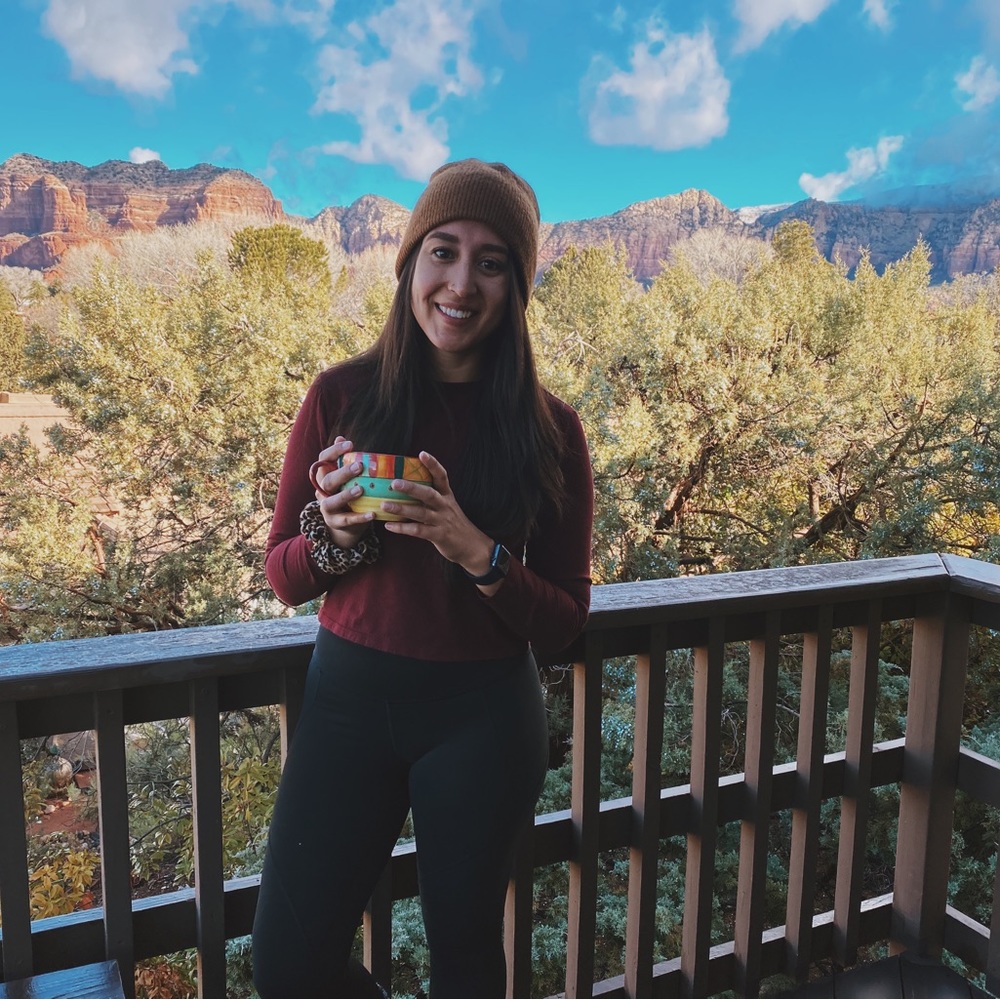 Meet your Posher, Anjanae